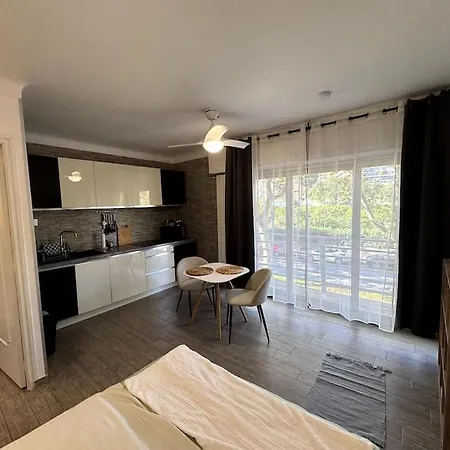 Cosy - Bord De Appartement